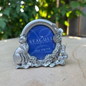 Seagull Fine Pewter Small Floral Cat Picture Frame Marked 1997